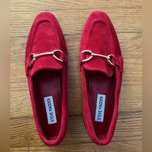 Steve Madden red women’s suede loafers with gold buckle, NWOT